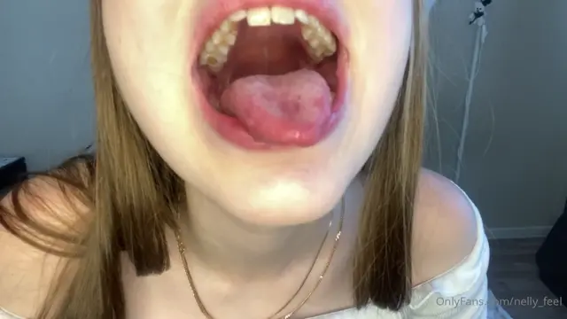 Poster: Nelly Giantess – New Vore Video