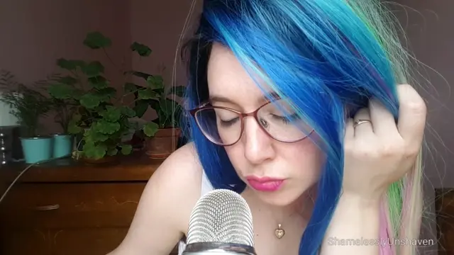 Poster: Shamelesslyunshaven – ASMR Gf Kisses You and Strokes You