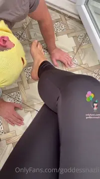 Poster: 208-a bit worship and gagging