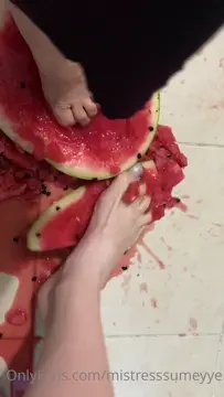 Poster: 152 mistresssumeyye 2021-08-11-0gtdlo79yzvr3k5qlub9v source