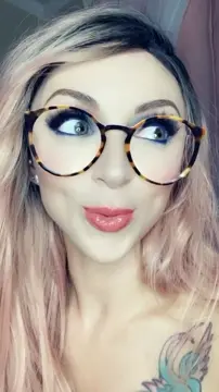 Poster: OnlyFans presents London Lix in 2019-11-19 AMA answers what do you have degrees in and what are you studying ne