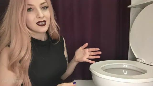 Poster: Goddess Kaylie – Meet Your New Girlfriend