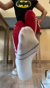 Poster: 170 queenewa 2021-02-24-0gnzb4yciuq7hapirm6kq source