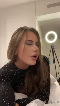 Poster: 77 dominatrixpam 2021-12-05-0gx3let92h6chfzuqgm3j source