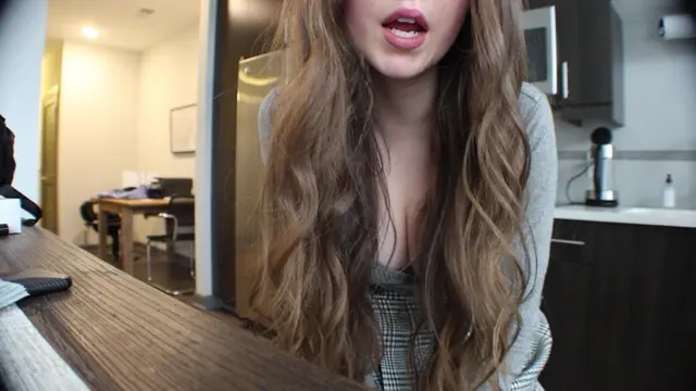 Poster: Goddess Kayla – Bratty Sch00lgirl Rips You Off 1920×1080 HD