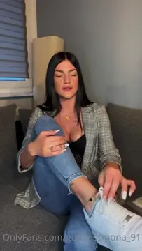 Poster: 520 goddessmona 91-2022-04-11-0h15w16d9sxv2ufpen8da source