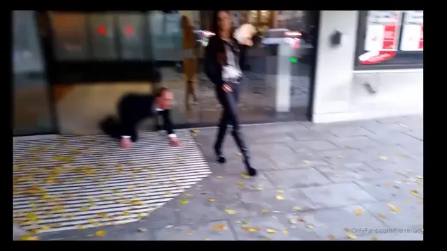 Poster: 926 herrinlady 2020-10-15-5f888865bd218f7fef551 source