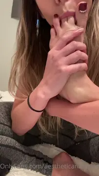 Poster: aestheticanastasia 09-12-2020 Old video but I thought you all might enjoy )