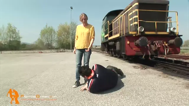 Poster: Fighting Dream – Chiara – Casual Military Killer