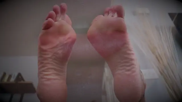 Poster: Lindsey Leigh – October LL Mantra