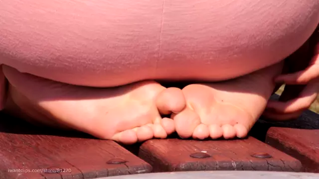 Poster: Teen Smelly Feet