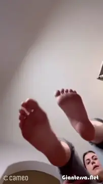 Poster: Cameo – Sock Feet Tease