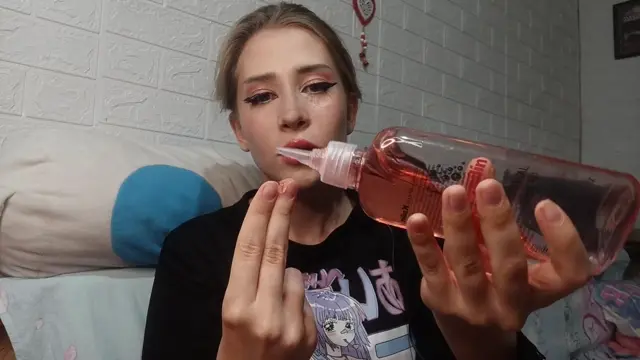 Poster: Evelyn Rose – Cuckold humiliation dirty talk and JOI on russian from your hot girlfriend Evelyn