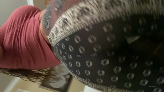 Poster: Crystal Knight – Dropping