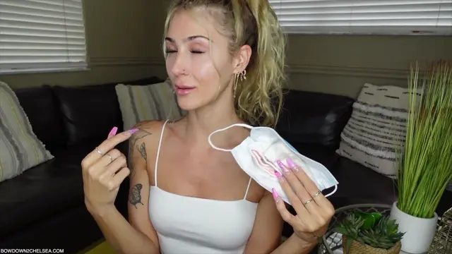 Poster: Princess Chelsea – Stinky princess socks mask