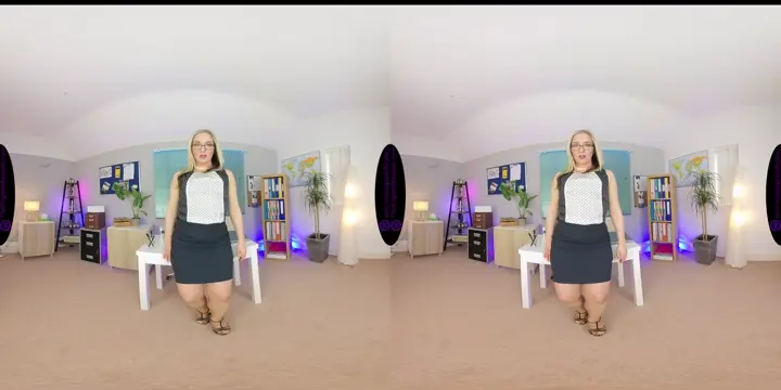 Poster: The English Mansion – Miss Eve Harper – New Office Stress Toy – VR